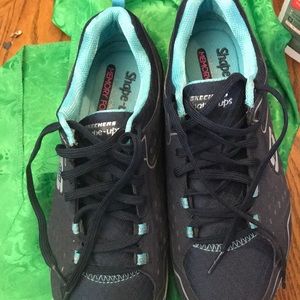 Skechers shape up shoes size 11